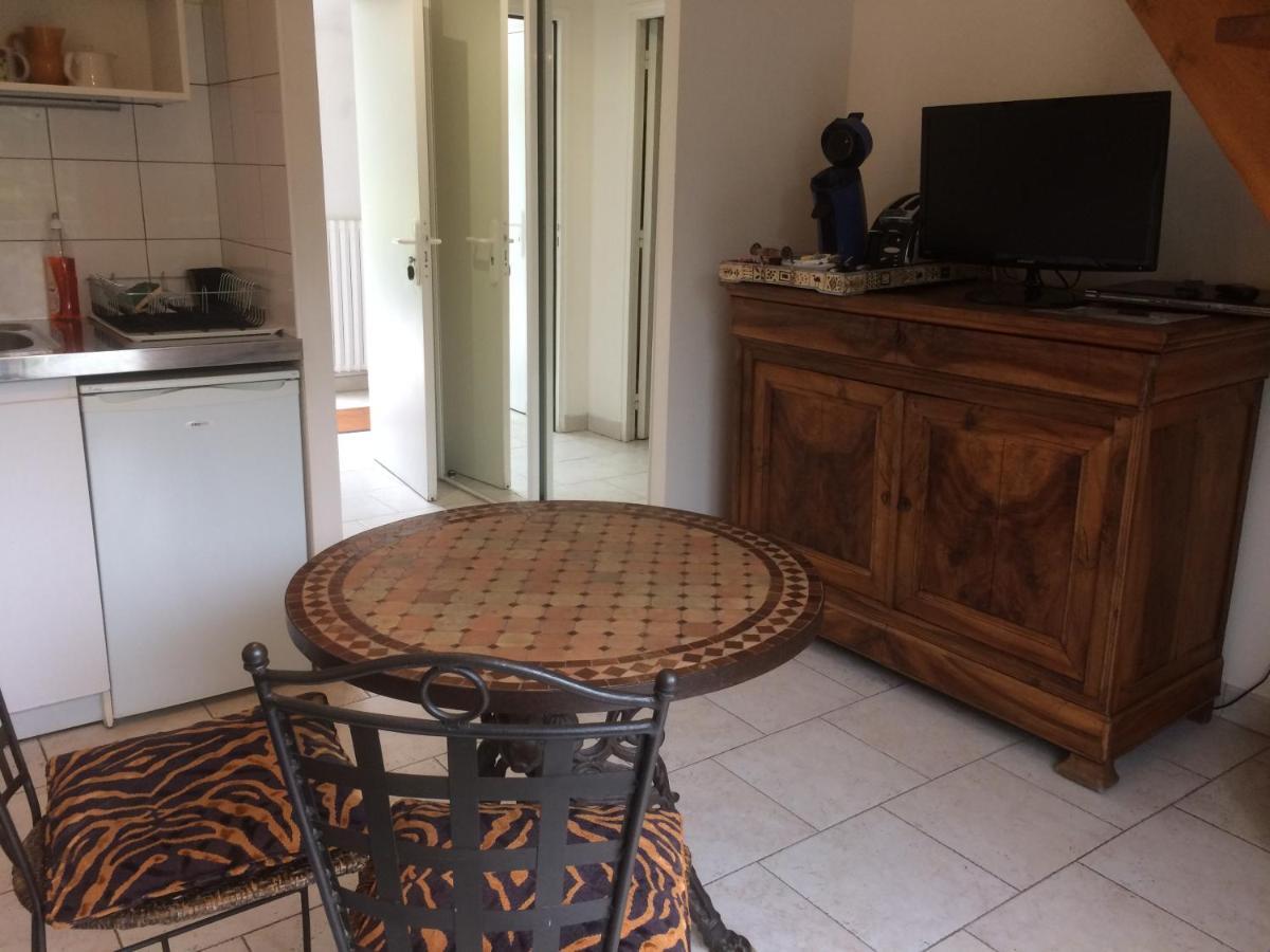Residence Hoteliere La Marine Combleux Luaran gambar