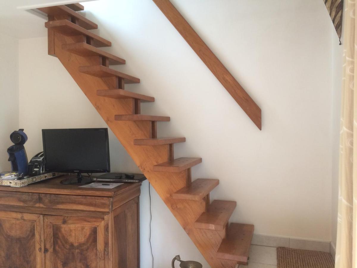 Residence Hoteliere La Marine Combleux Luaran gambar